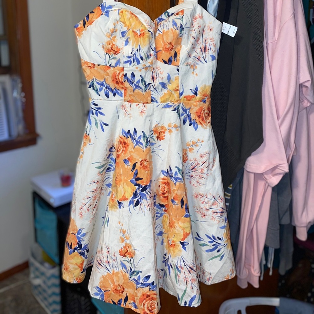 Floral Print Dress With Lining